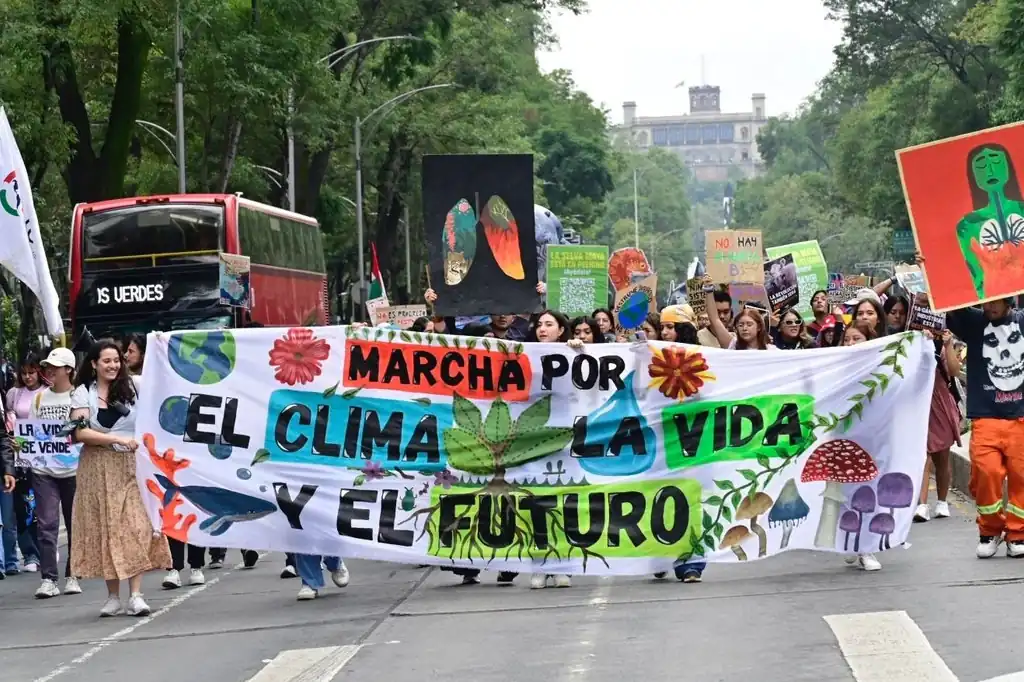 Marcha por el Clima: el carnaval del ambientalismo financiado desde arriba